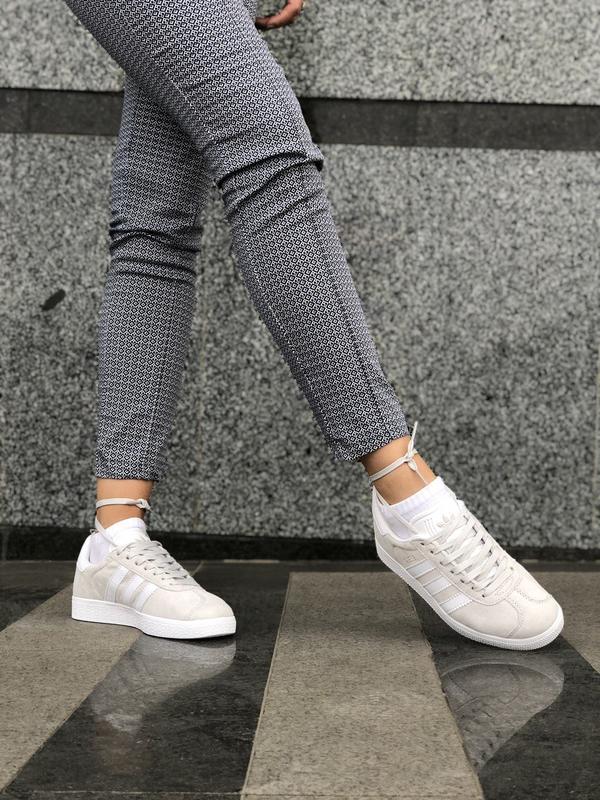 adidas gazelle light gray