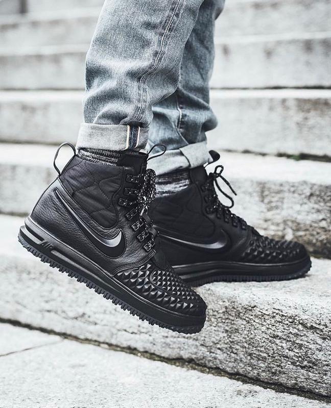 nike lunar force 17 duckboot