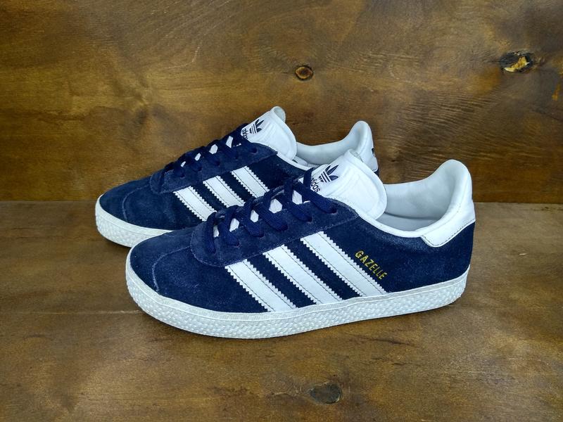 adidas gazelle 32
