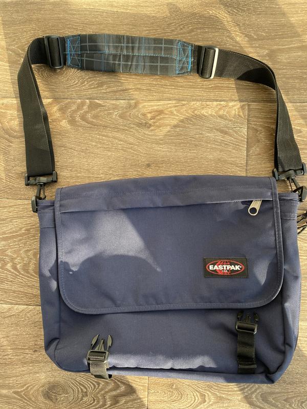 Сумка месенджер eastpak істпак — цена 500 грн в каталоге Сумки Купить ...