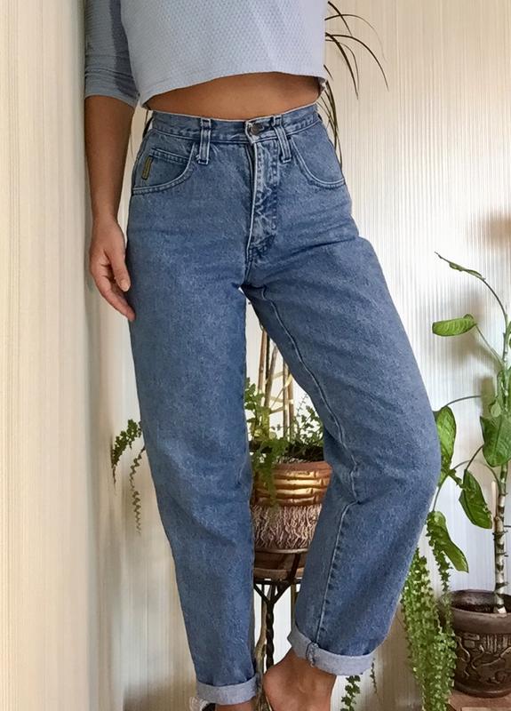 armani mom jeans