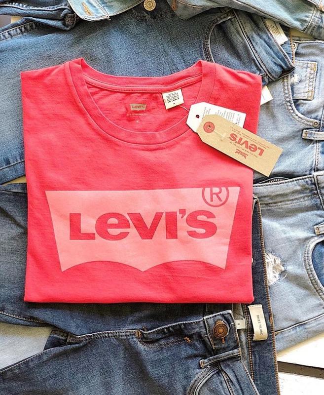 Krasnaya Futbolka Levi S Original Levis Cena 100 Grn 15960405 Kupit Po Dostupnoj Cene Ukraina Shafa
