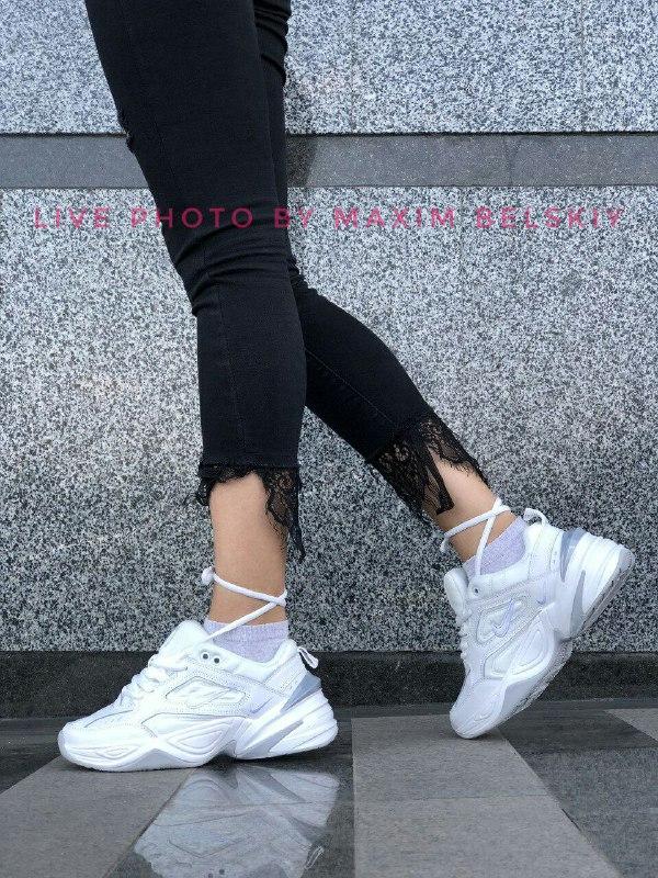 nike mk tekno beige