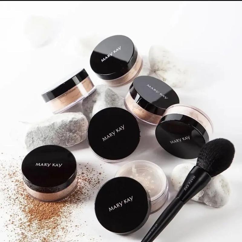 Шовковиста мінеральна пудра mary kay — цена 490 грн в каталоге Пудра ...