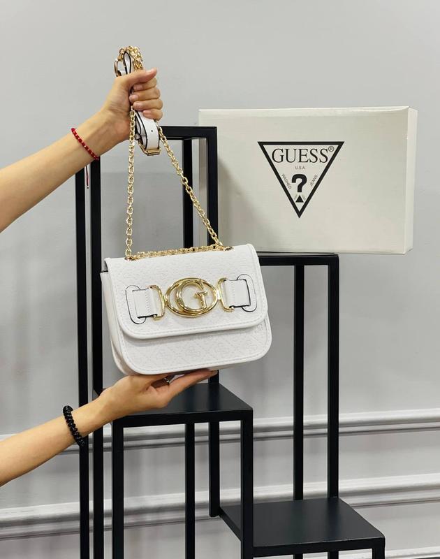 Сумка белая женская в стиле guess сумка маленькая гесс сумочка клатч ...