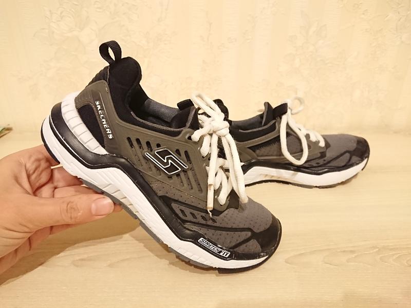 skechers hyperjolt