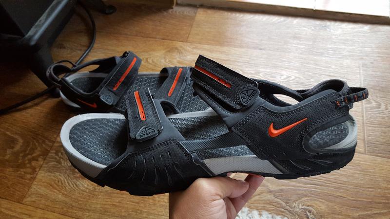 nike acg santiam