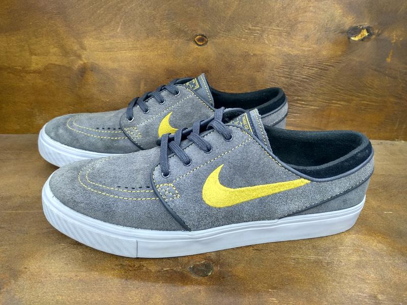 Замшевые кроссовки nike sb zoom stefan janoski ( 39 размер ) Nike, цена -  780 грн, #16448881, купить по доступной цене | Украина - Шафа