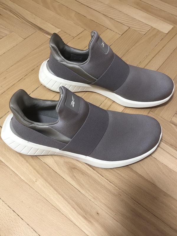 Reebok slip hotsell
