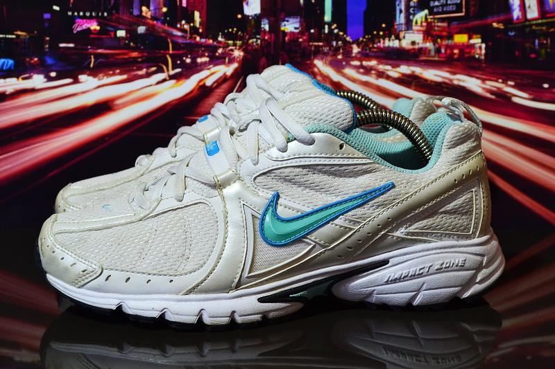 nike impact zone running shoes