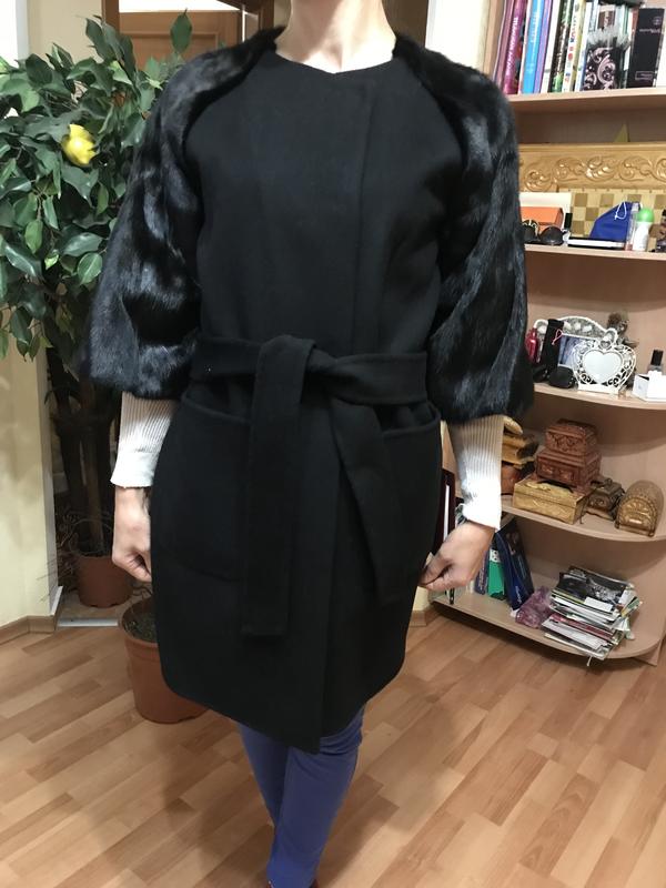 Кашемировое пальто с норкой , пальто кашемир — цена 19000 грн в каталоге  Пальто ✓ Купить женские вещи по доступной цене на Шафе | Украина #16764926