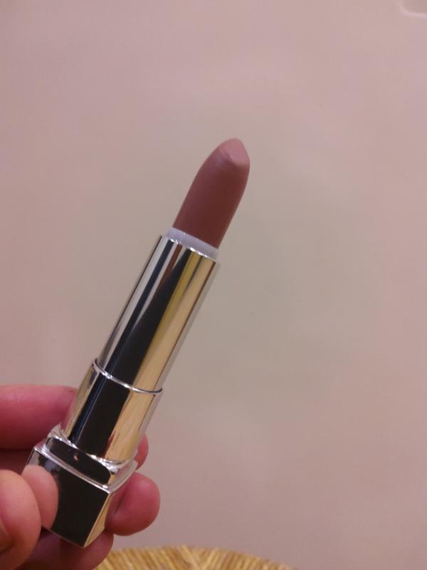 Новая помада maybelline тон 300 — цена 230 грн в каталоге Помада для ...