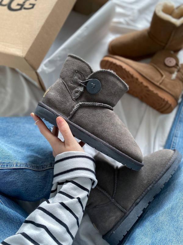 Gray button uggs outlet