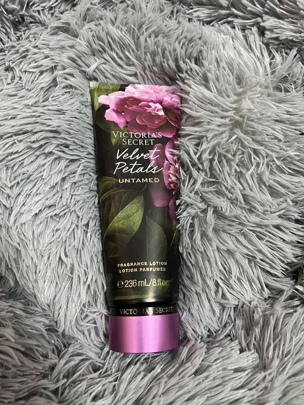 Velvet petals vs — цена 400 грн в каталоге Крем для тела Купить товары ...