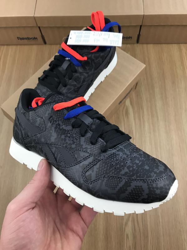 reebok classic leather snake