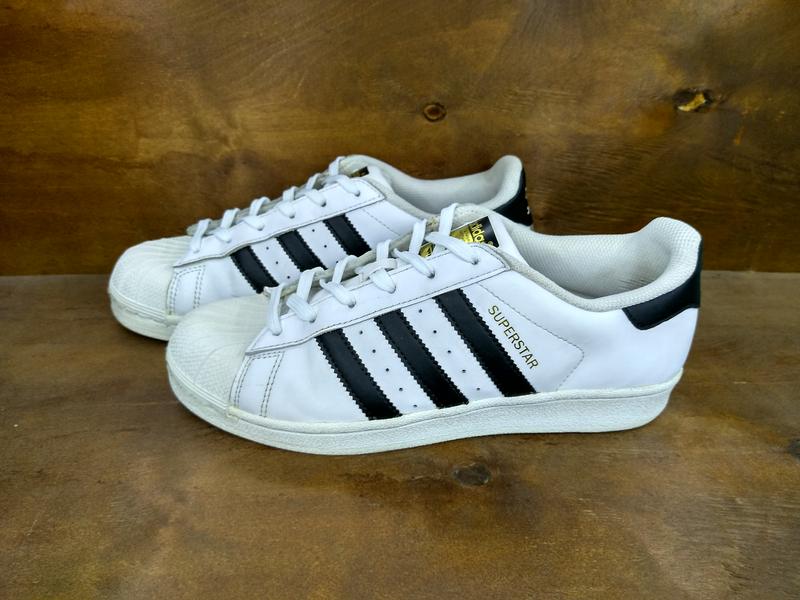 Кроссовки адидас олд стар. Кроссовки адидас 2003. Adidas la trainer blue yellow. Adidas originals grand prix shoes. Старые кроссовки адидас.