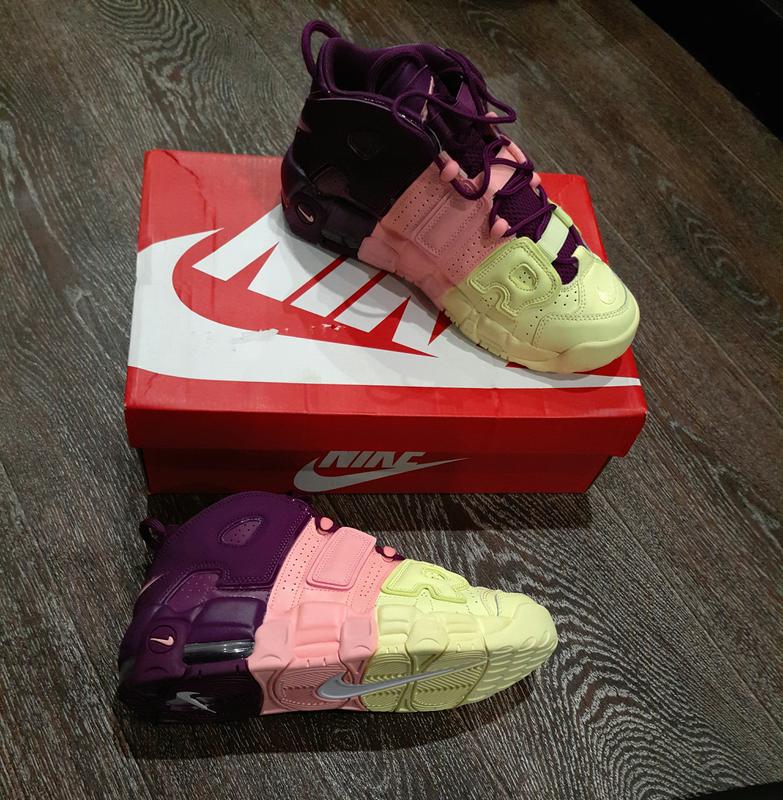 nike air more uptempo lucky charms