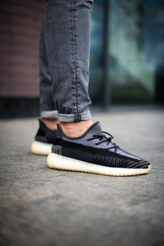 Кроссовки adidas yeezy boost 350 v2 — цена 2100 грн в каталоге ...