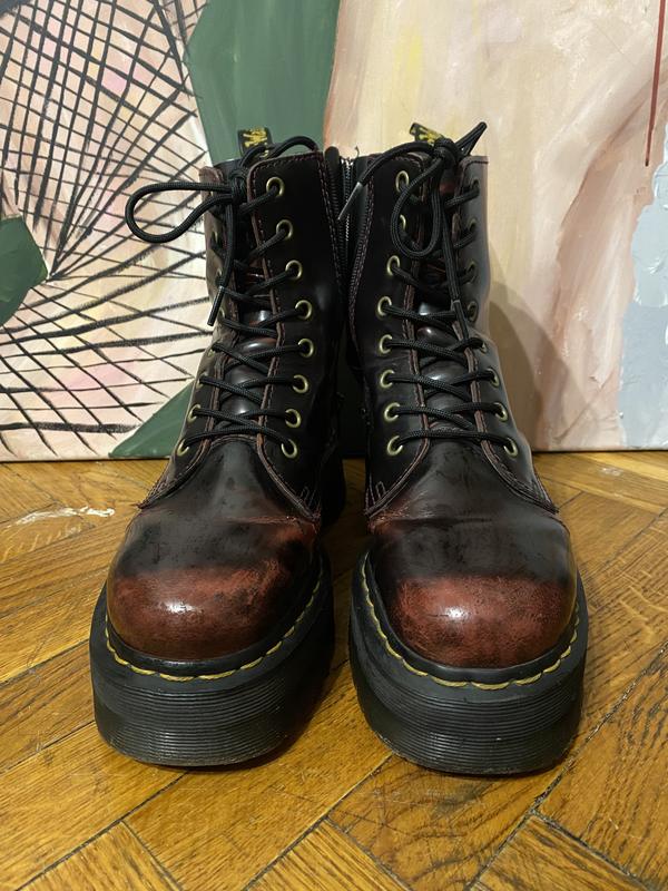 Cuir dr martens on sale