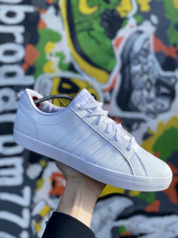 Adidas кроссовки белые оригинал 45 осенние — цена 882 грн в каталоге ...