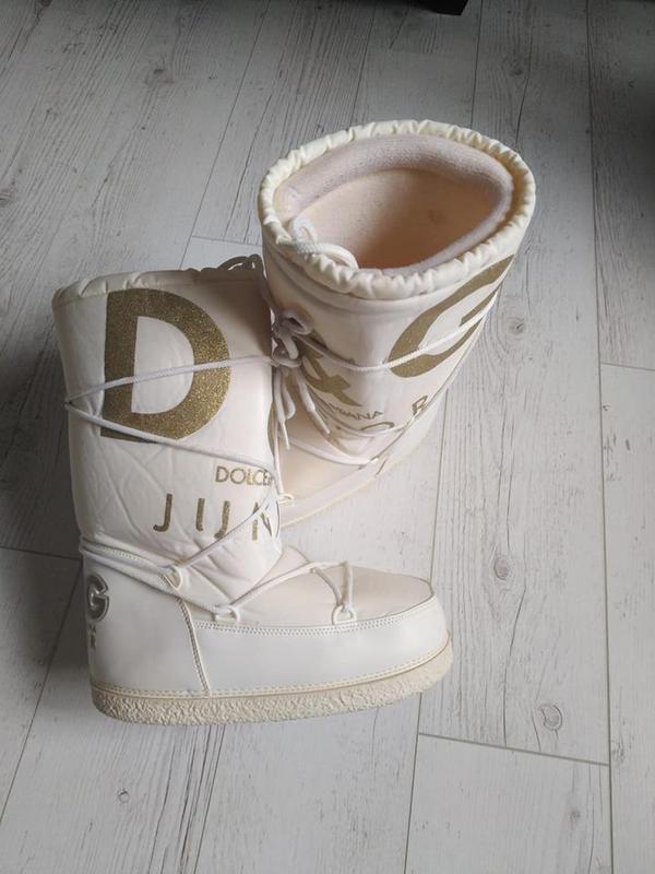 dolce and gabbana moon boots