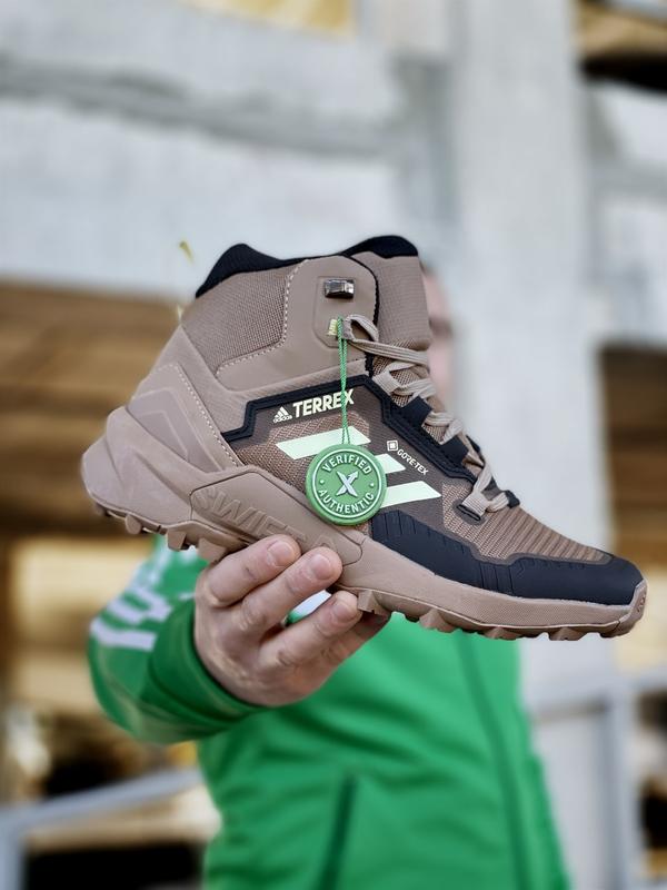 Adidas gore tex mid hotsell