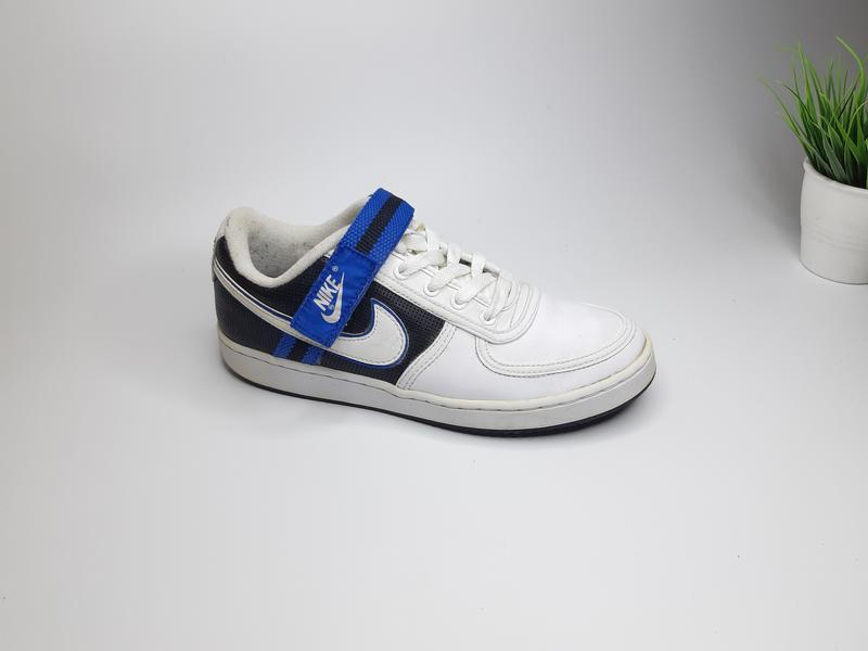 Nike sales vandal low