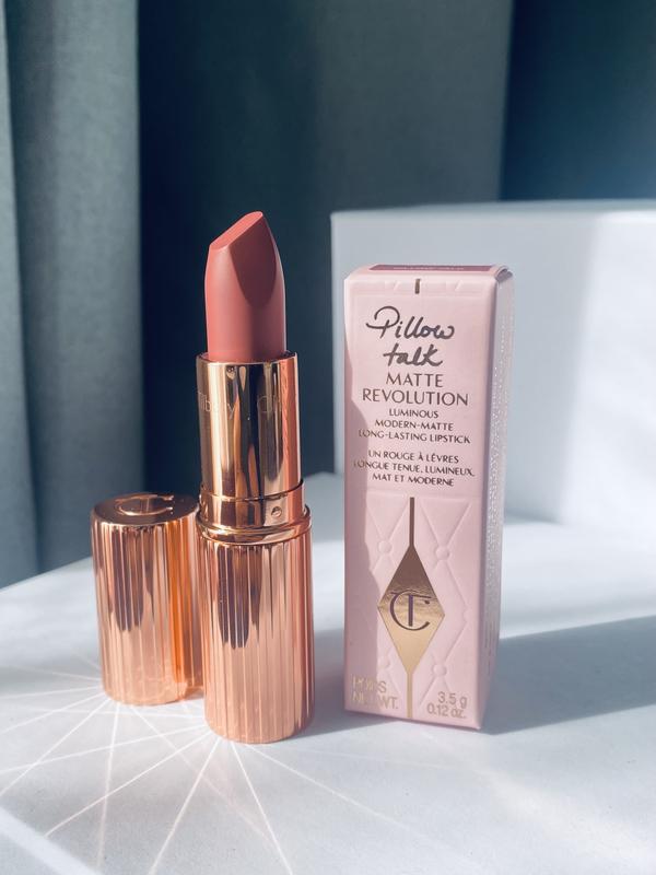 Charlotte tilbury pillow talk помада matte revolution lipstick в ...
