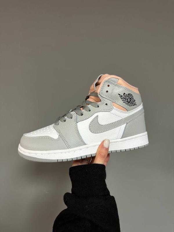 Peach air shop jordan 1