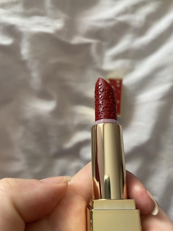 Шикарный лимитированный выпуск октября 2022 помада estée lauder ...
