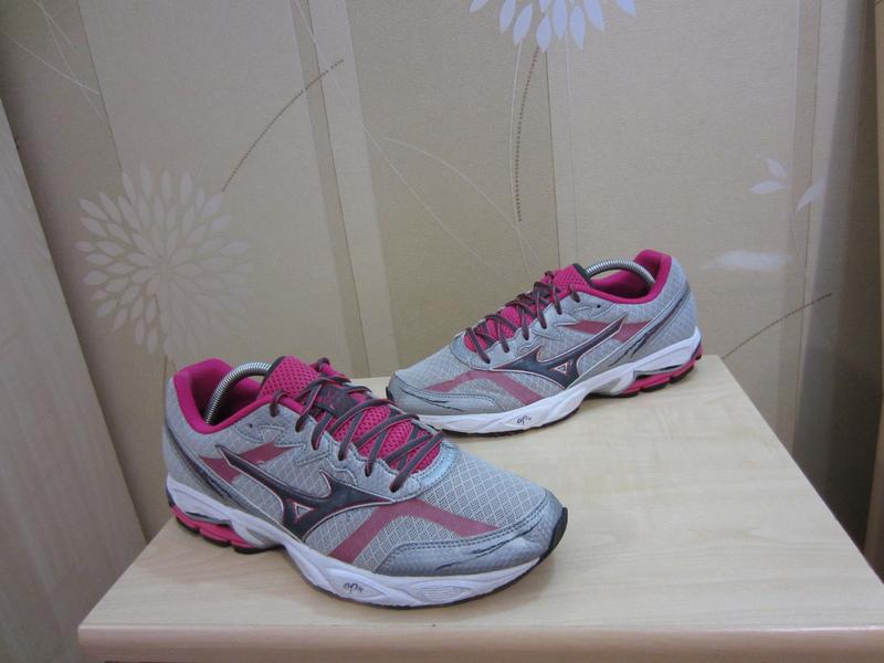 mizuno wave maverick purple