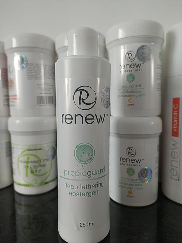 Гель для глубокого очищения кожи renew — цена 450 грн в каталоге ...