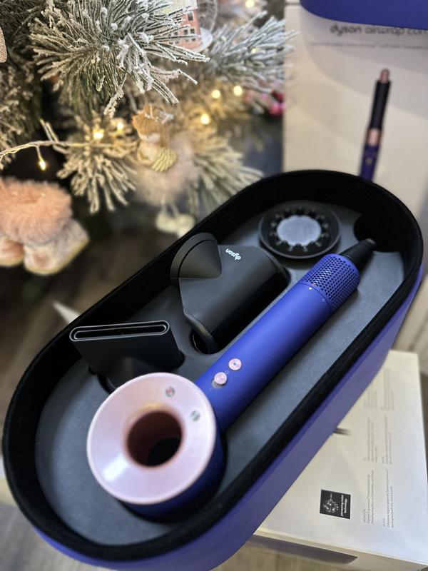 Фен дайсон синий. Фен Дайсон 2023. Фен Dyson Supersonic hd07 Vinca Blue Rose. Фен Dyson Vinca Blue. Дайсон стайлер 2023.