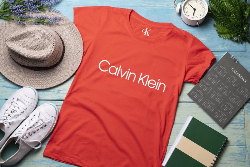 Женская футболка ck кльвин кляйн красная — цена 575 грн в каталоге ...