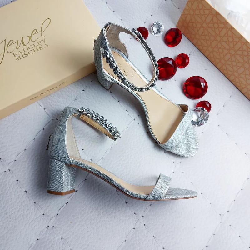 Badgley mischka оригинал серебристые свадебные босоножки на невысоких ...