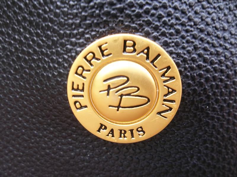 Pierre balmain paris сумка-косметичка Balmain, цена - 320 грн, #18866119,  купить по доступной цене | Украина - Шафа