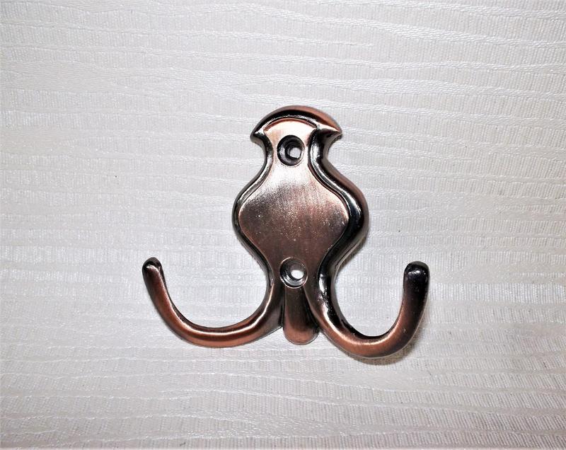 Гачок для одягу фігурний мідь — ціна 38 грн у каталозі Меблева