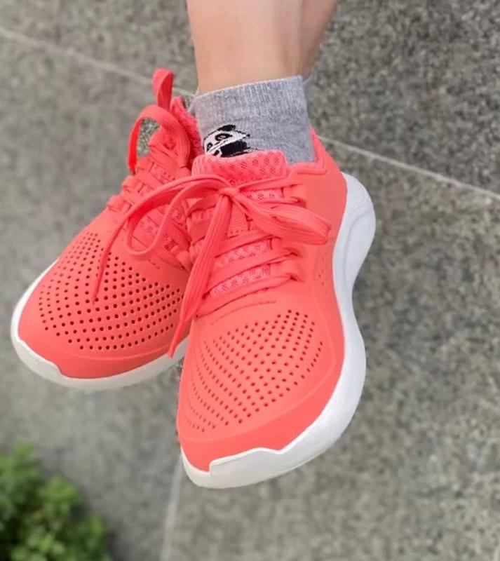 Кроссовки женские крокс crocs literide pacer персиковые — цена 2410 грн ...