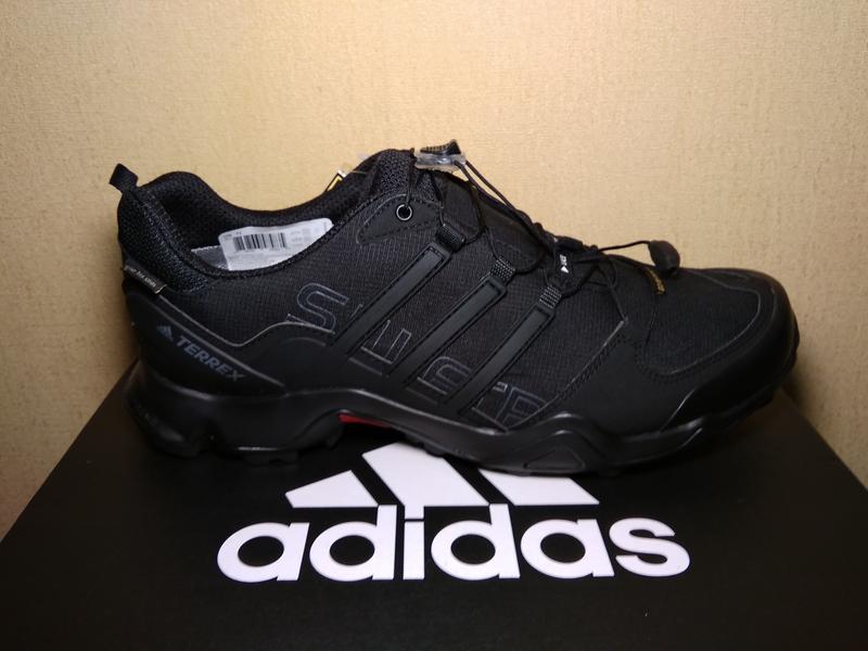 adidas swift r