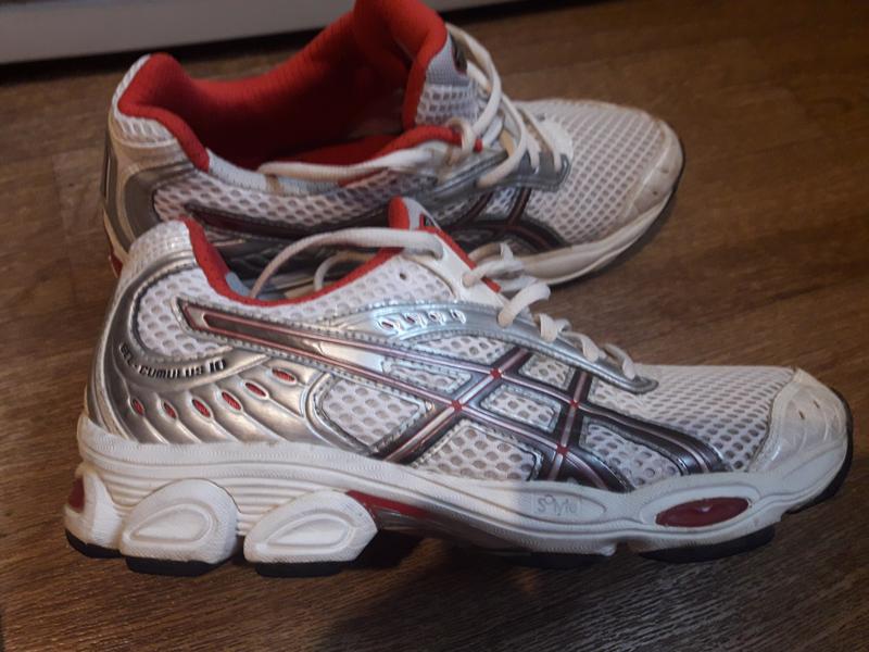 asics cumulus 10