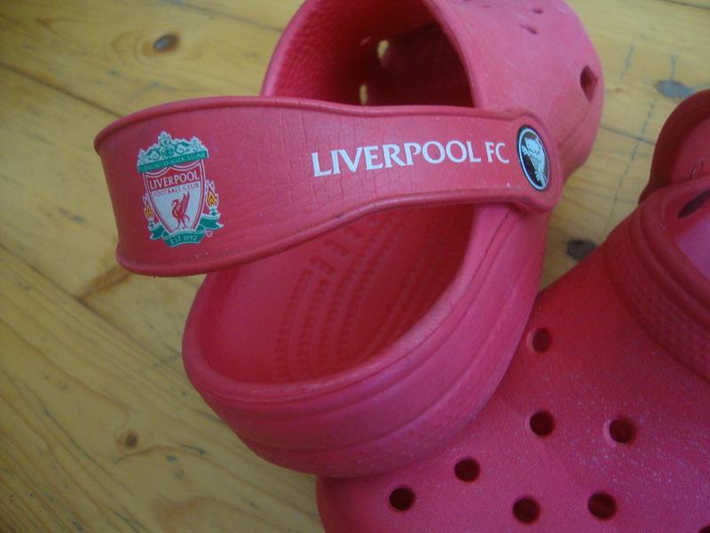 liverpool fc crocs