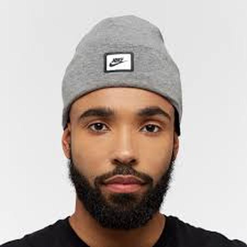 nike beanie tech