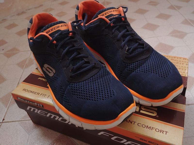 skechers flex sole memory foam