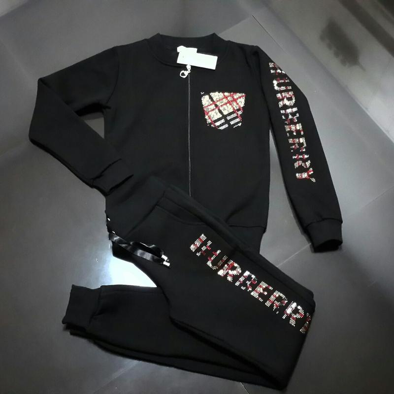 Спортивный костюм Burberry женский