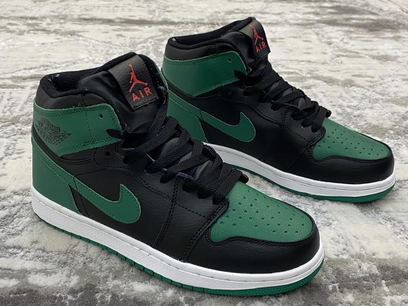Зимние кроссовки nike air jordan 1 ретро на меху!. найк аир джордан 1 ...