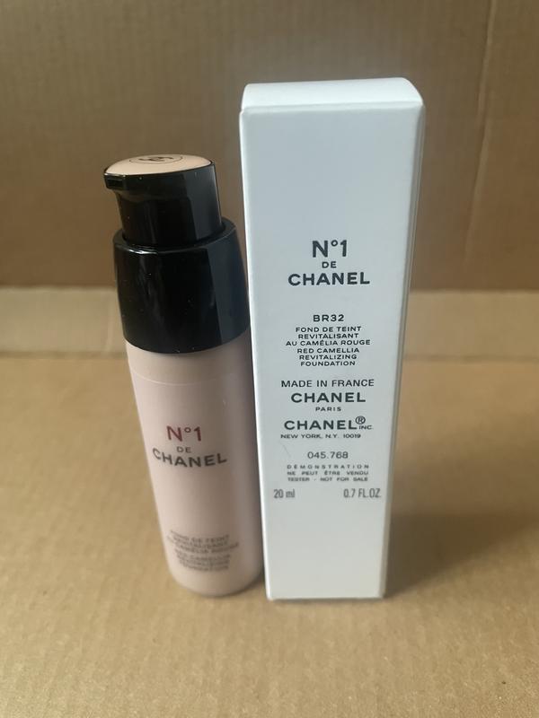 Chanel №1 de chanel revitalizing foundation восстанавливающая тональная  основа 20ml # br3