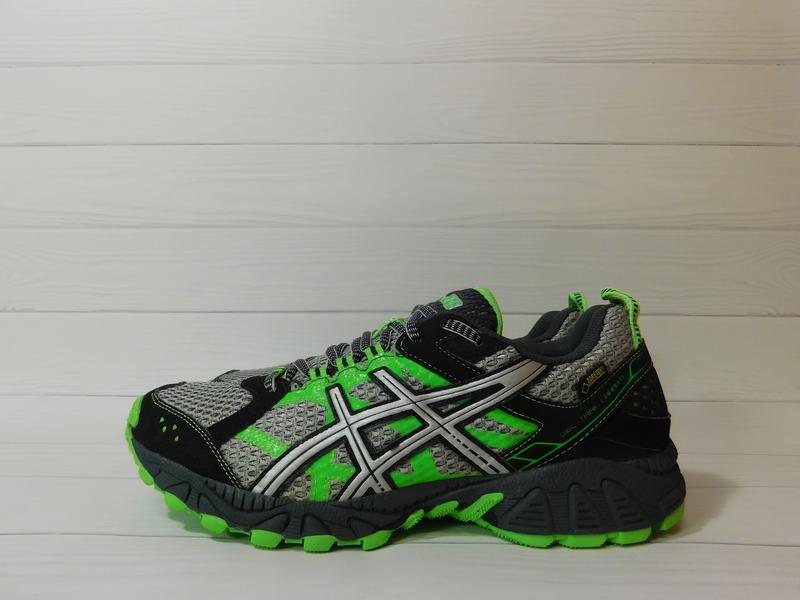 asics gel lahar 5