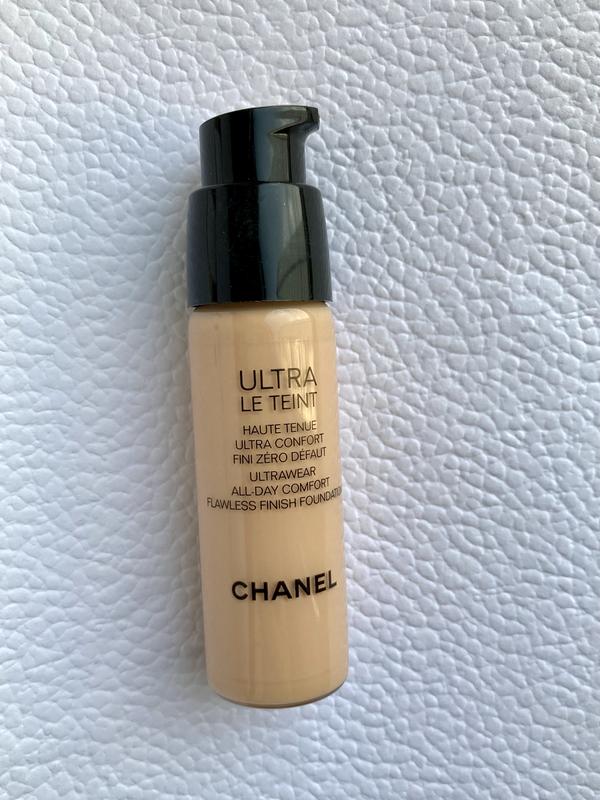 Стойкий тональный флюид для лица chanel ultra le teint fluide. — цена ...