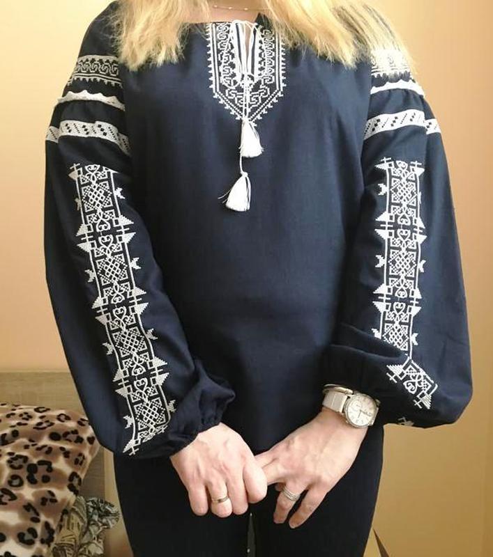 Vyshivanka Vyshitaya Bluza Sorochka S Vyshivkoj Vishivanka Polulen Geometr Uzor Cveta R S L Cena 512 Grn 19633848 Kupit Po Dostupnoj Cene Ukraina Shafa