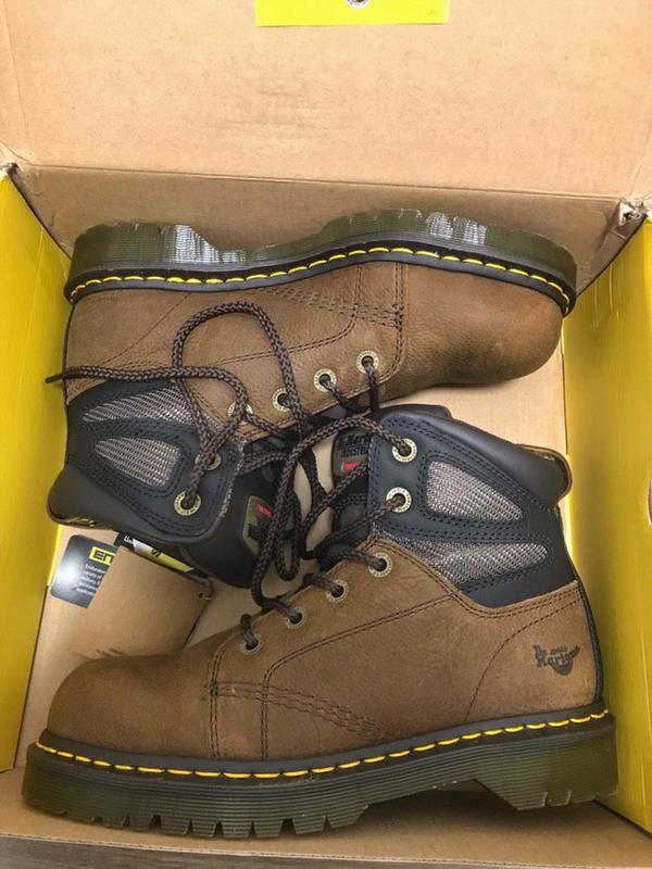 dr martens fairleigh